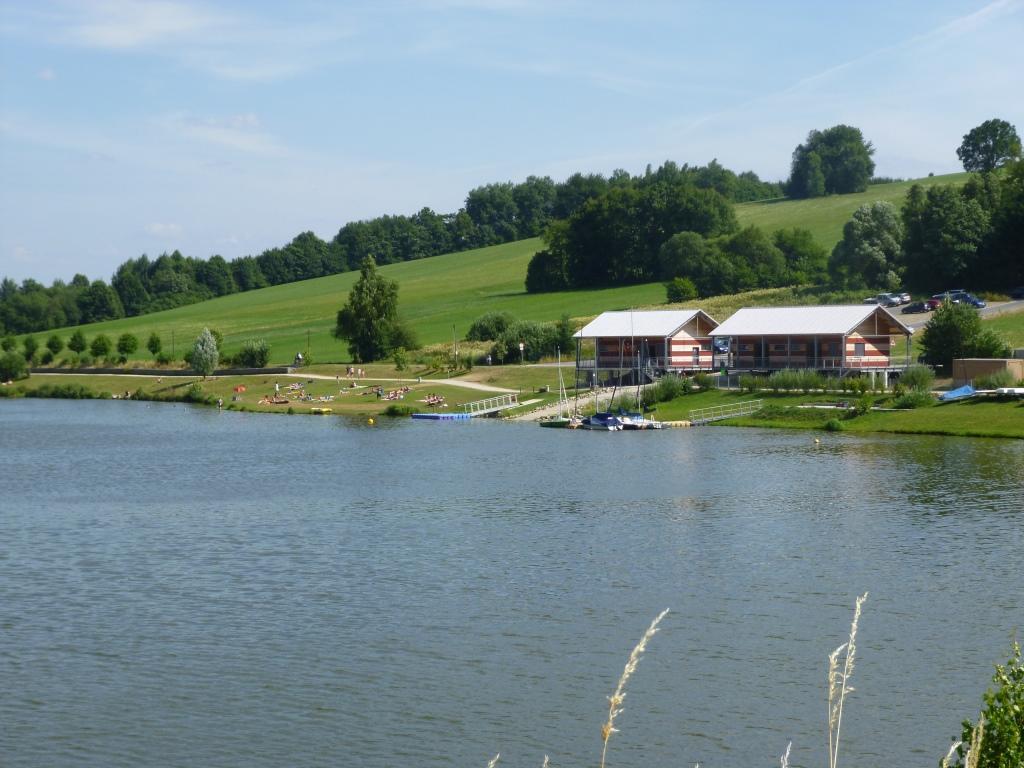 Gastehaus Fischer Hotel Eschlkam Esterno foto